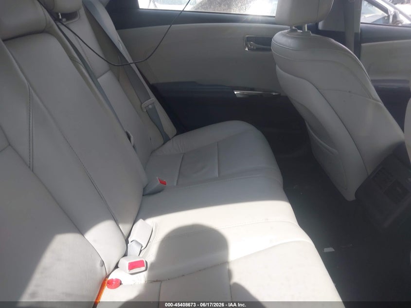 2013 TOYOTA AVALON auction photo 8