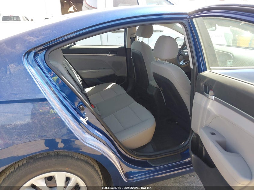 2020 HYUNDAI ELANTRA auction photo 8