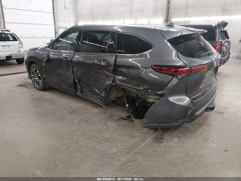 2021 TOYOTA HIGHLANDER auction photo 3