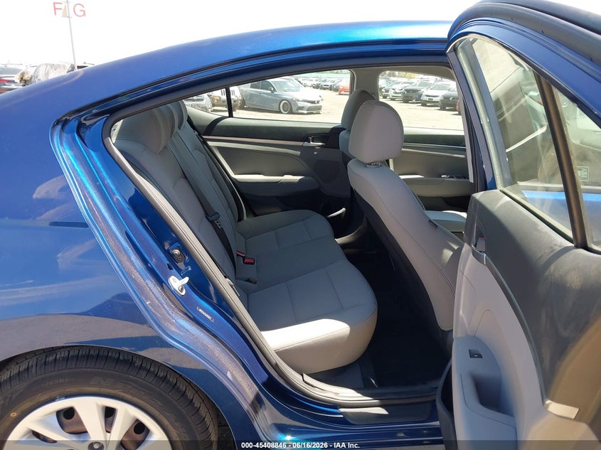 2020 HYUNDAI ELANTRA auction photo 8