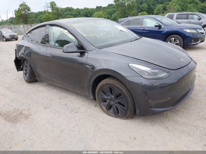 Vin: 7saygdee0ra330195, lot: 45906929, tesla model y long range dual motor all-wheel drive 2024 img_1