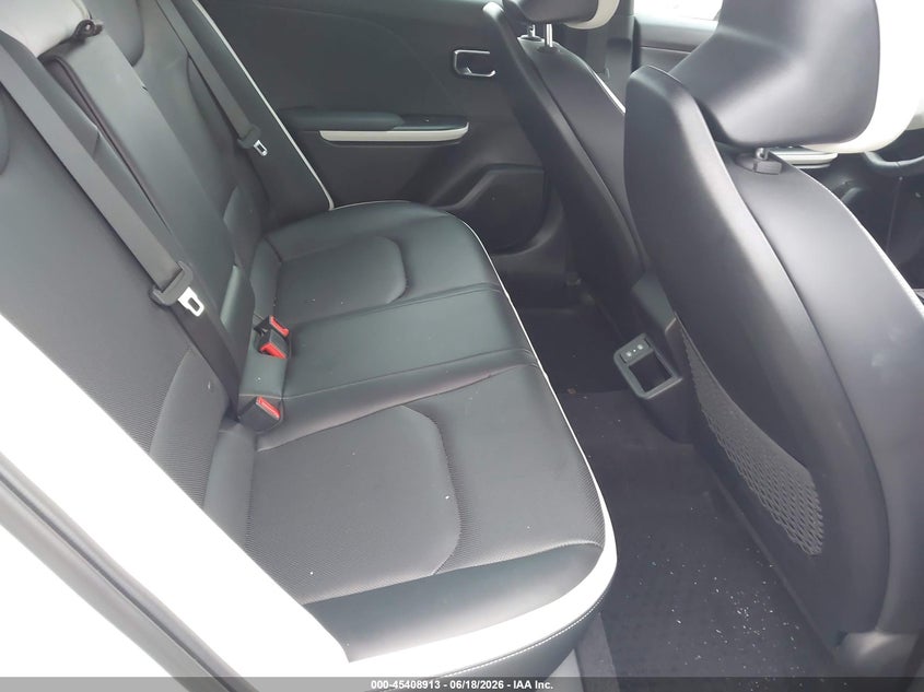 Фото 8 - KIA K4