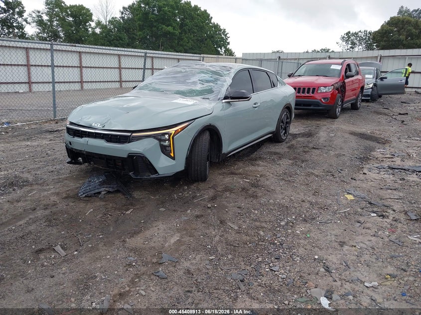2025 KIA K4 auction photo 2