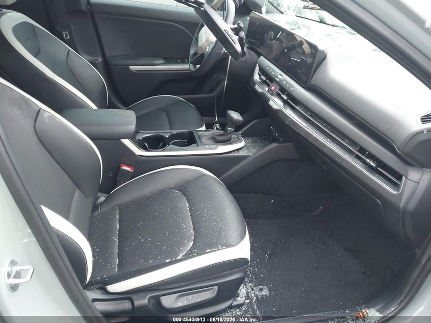 2025 KIA K4 auction photo 5