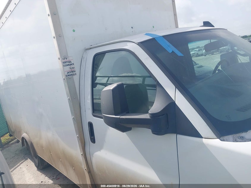2021 GMC Savana Cutaway Work Van VIN: 1GD07SF71M1310682 Lot: 45408916