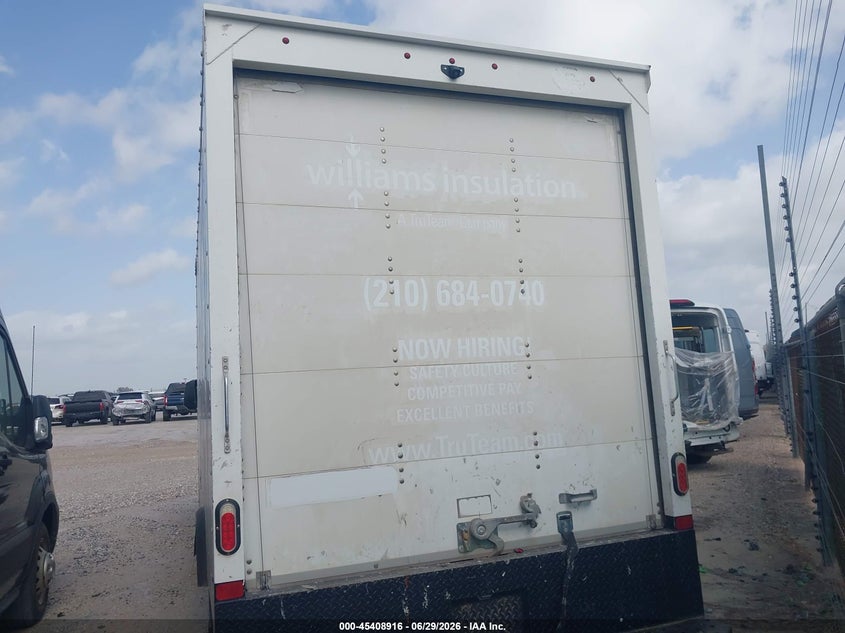 2021 GMC Savana Cutaway Work Van VIN: 1GD07SF71M1310682 Lot: 45408916