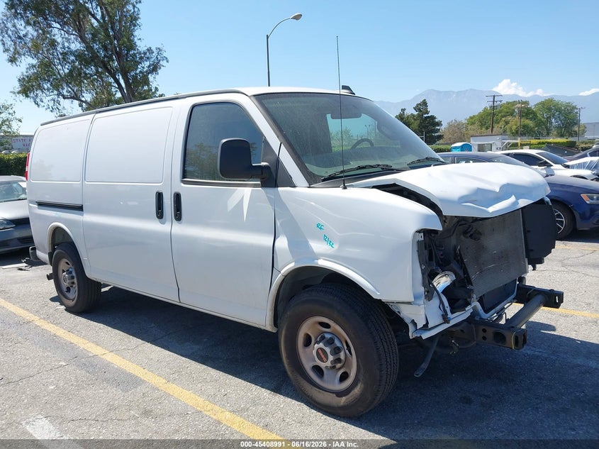 2025 GMC SAVANA CARGO auction photo 1