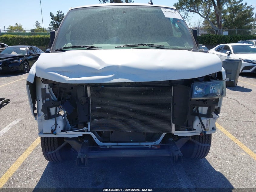 2025 GMC SAVANA CARGO auction photo 6