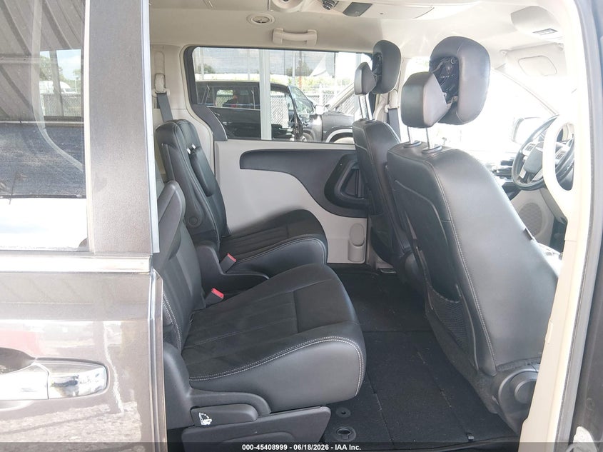 2016 Chrysler Town & Country Touring VIN: 2C4RC1BG1GR112580 Lot: 45408999