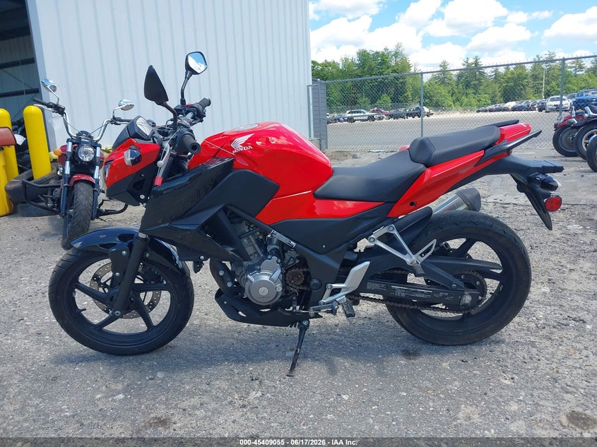 2015 Honda Cb300 F VIN: MLHNC5215F5101740 Lot: 45409055