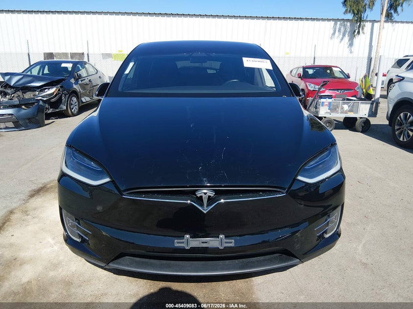 2019 Tesla Model X 100D/75D/Long Range VIN: 5YJXCBE25KF147270 Lot: 45409083
