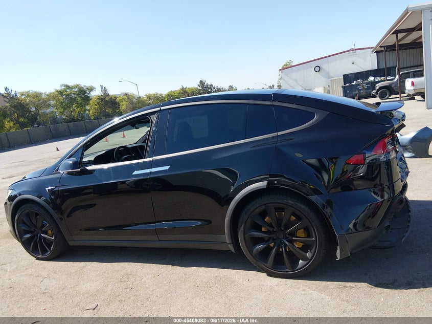 2019 Tesla Model X 100D/75D/Long Range VIN: 5YJXCBE25KF147270 Lot: 45409083