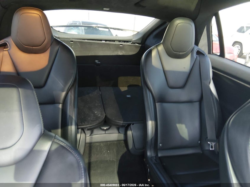 2019 Tesla Model X 100D/75D/Long Range VIN: 5YJXCBE25KF147270 Lot: 45409083