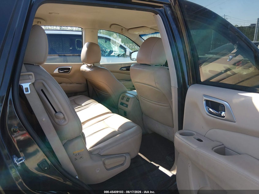 2016 NISSAN PATHFINDER auction photo 8