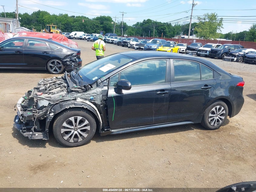 VIN JTDEAMDE2MJ032108 2021 TOYOTA COROLLA HYBRID LE