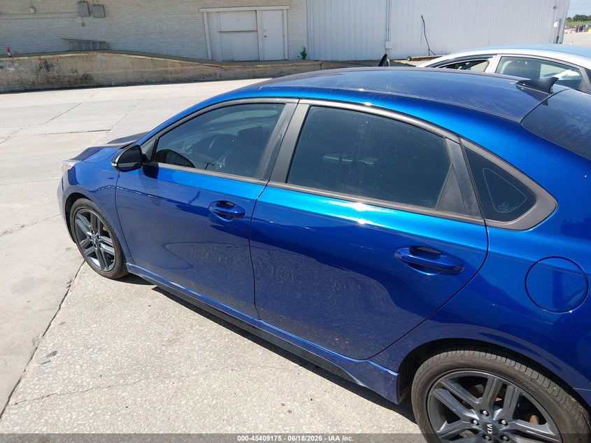 2020 KIA FORTE SEDAN 2.0L I-4 DOHC, VVT, 147HP