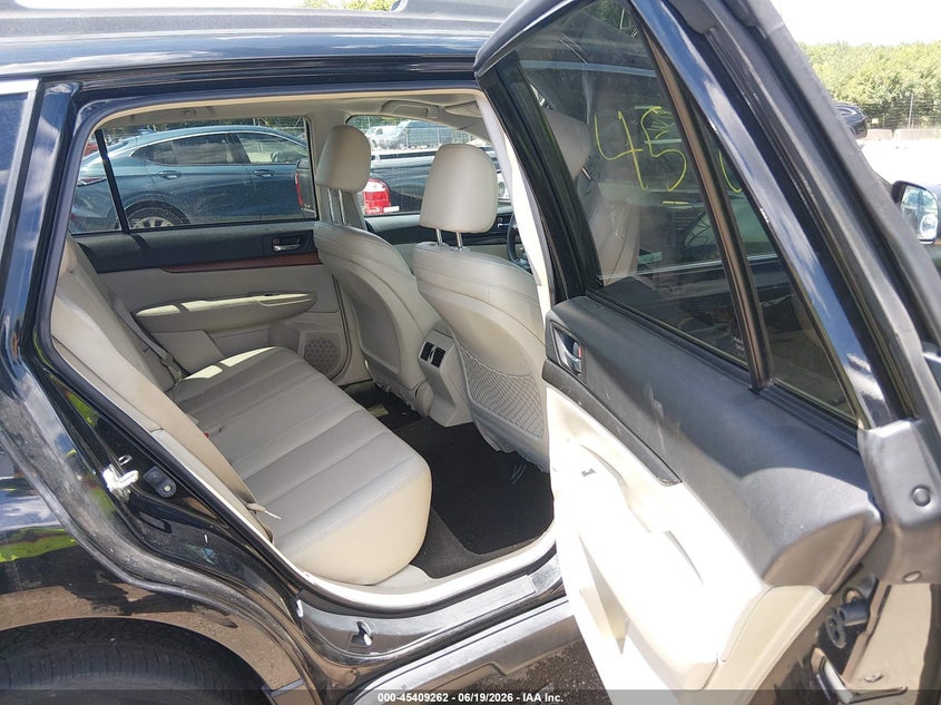 2014 SUBARU OUTBACK auction photo 8