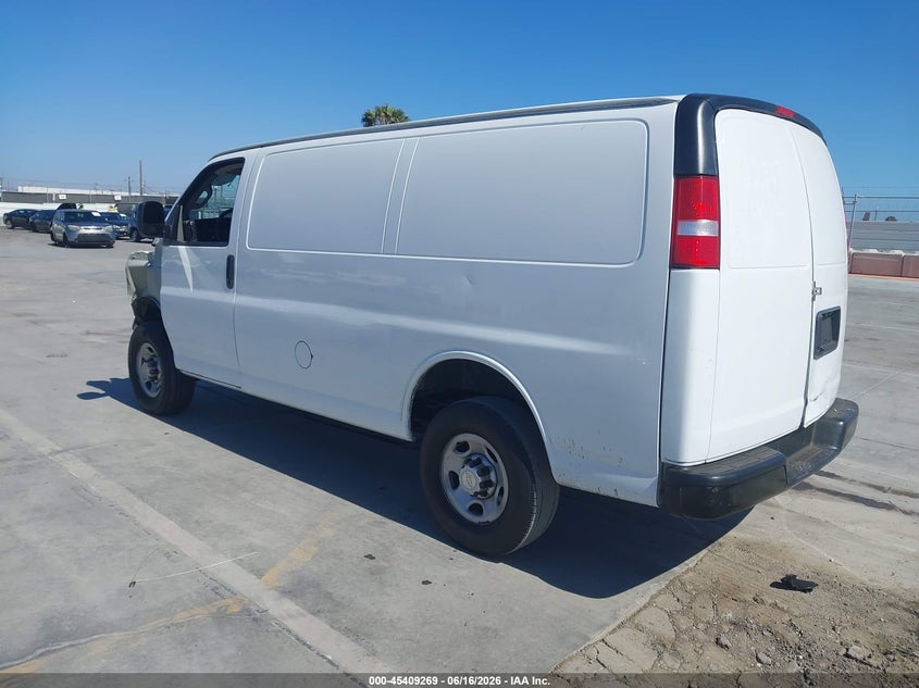 Vin: 1gczggfp5n1165544, lot: 45907291, chevrolet express cargo rwd 3500 regular wheelbase wt 20223