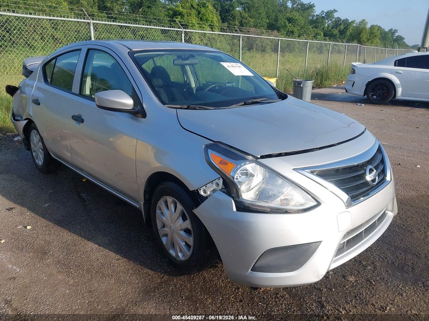 2018 Nissan Versa