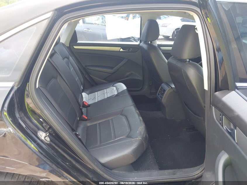 2014 VOLKSWAGEN PASSAT auction photo 8