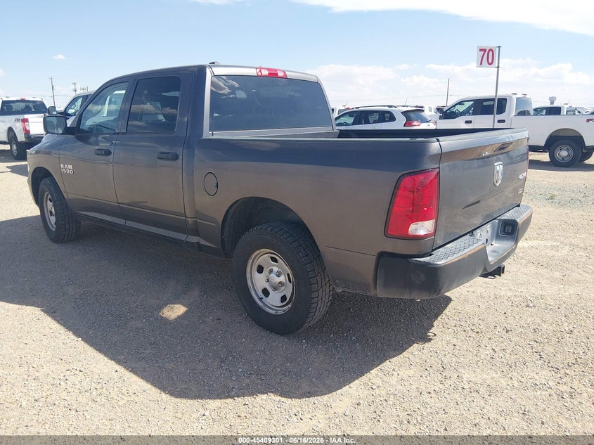 2016 RAM 1500 auction photo 3