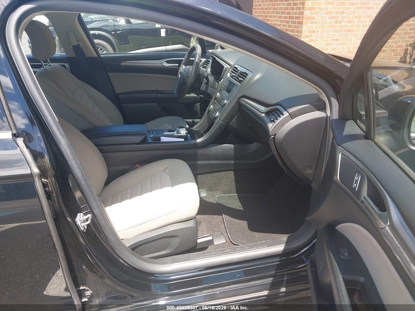 2018 FORD FUSION HYBRID S — Photo 5