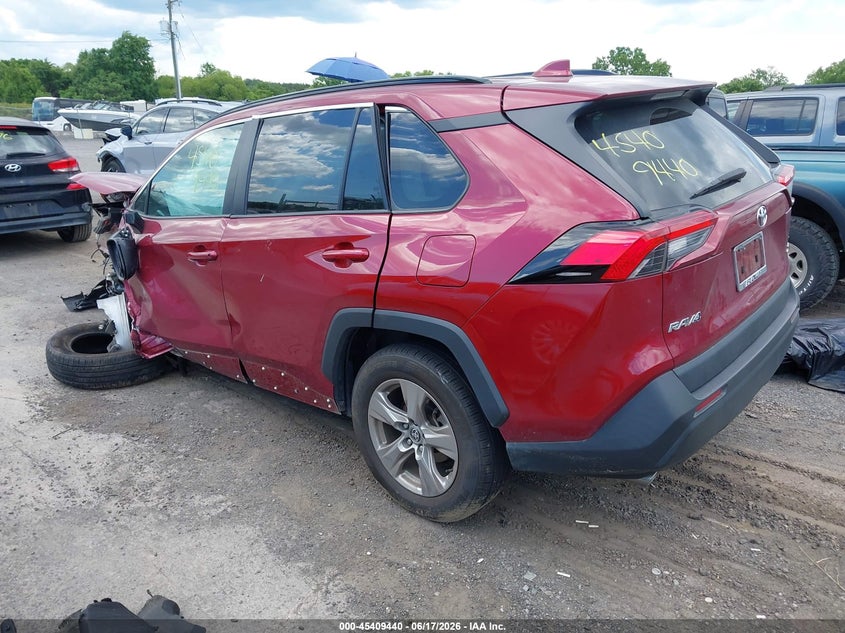 VIN 2T3W1RFVXPW280644 2023 TOYOTA RAV4 XLE