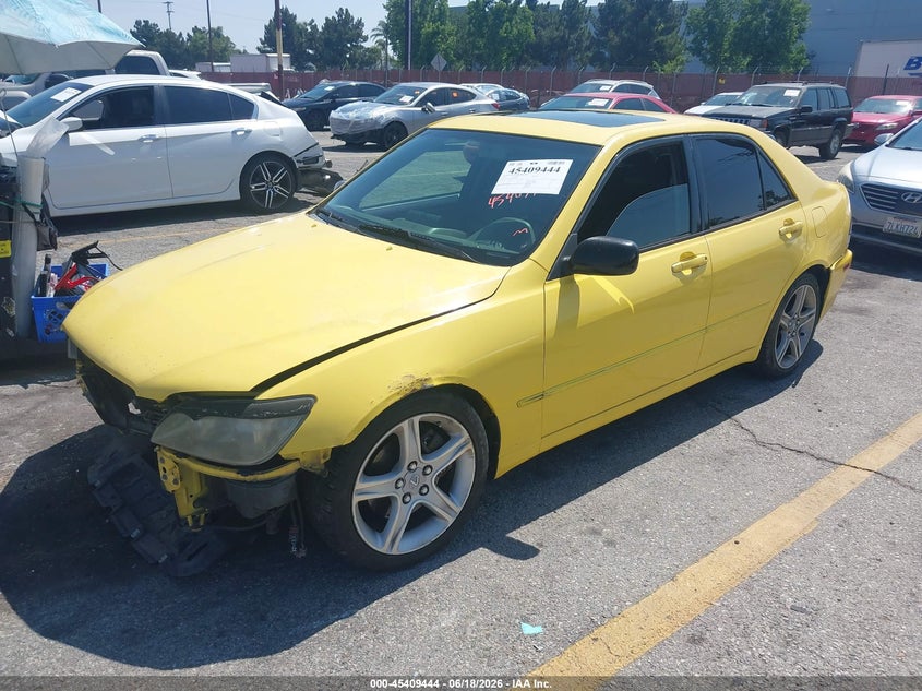 2001 Lexus Is 300 JTHBD182210007475 photo 1