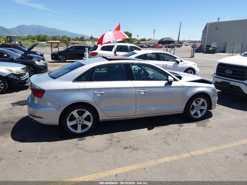 VIN WAUB8GFF5H1074443 2017 AUDI A3 PREMIUM