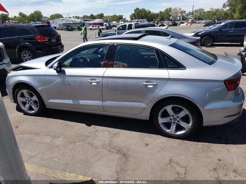 VIN WAUB8GFF5H1074443 2017 AUDI A3 PREMIUM