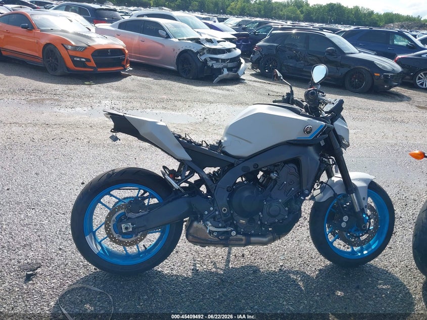 2025 Yamaha Mt09 C VIN: JYARN94Y9SA000780 Lot: 45409492