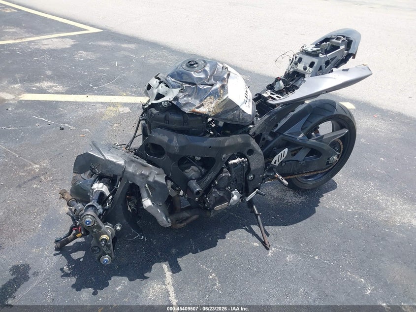 JS1GR7KA772102374 2007 Suzuki Gsx-R750 photo 1