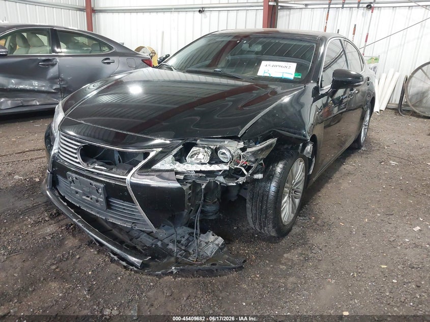 Vin: jthbk1gg5f2192720, lot: 45907704, lexus es 350 20152