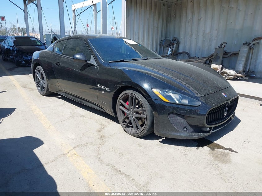 Vin: zam45vla3f0127544, lot: 45907756, maserati granturismo mc/mc centennial/sport 2015 img_1