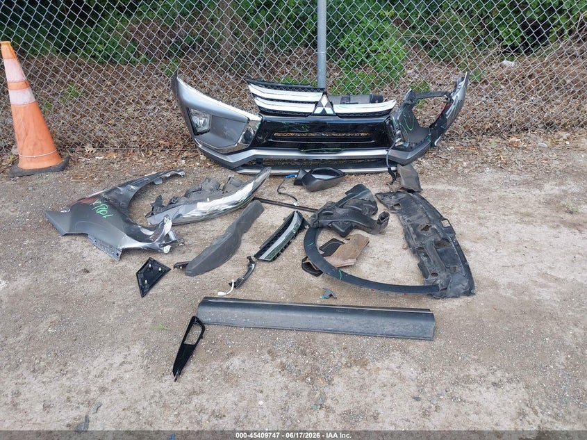 2018 Mitsubishi Eclipse Cross Sel VIN: JA4AT5AA4JZ069393 Lot: 45409747