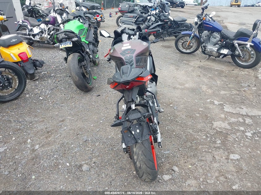 2025 APRILIA RS auction photo 6