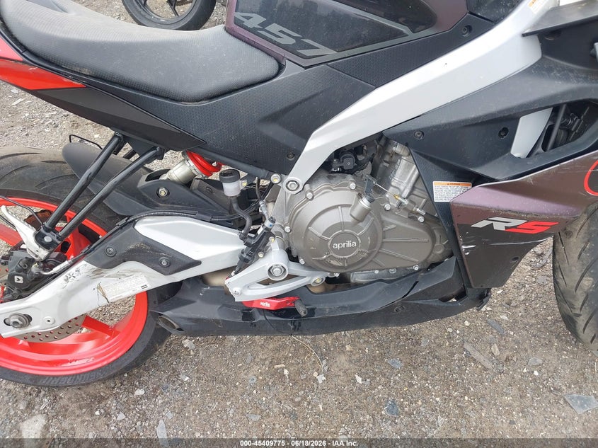 2025 APRILIA RS auction photo 8