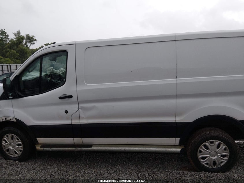 FORD TRANSIT-250 2024 VIN 1FTBR1Y86RKA59666