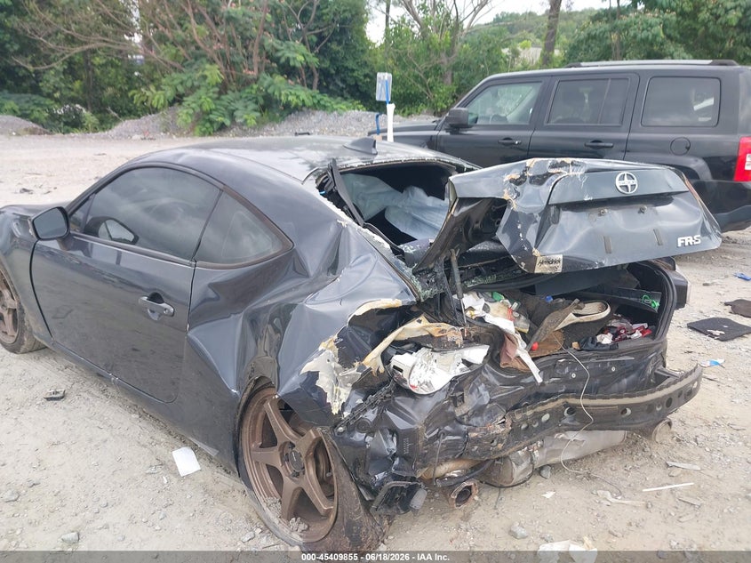 Vin: jf1znaa14f9708932, lot: 45907877, scion fr-s 20153