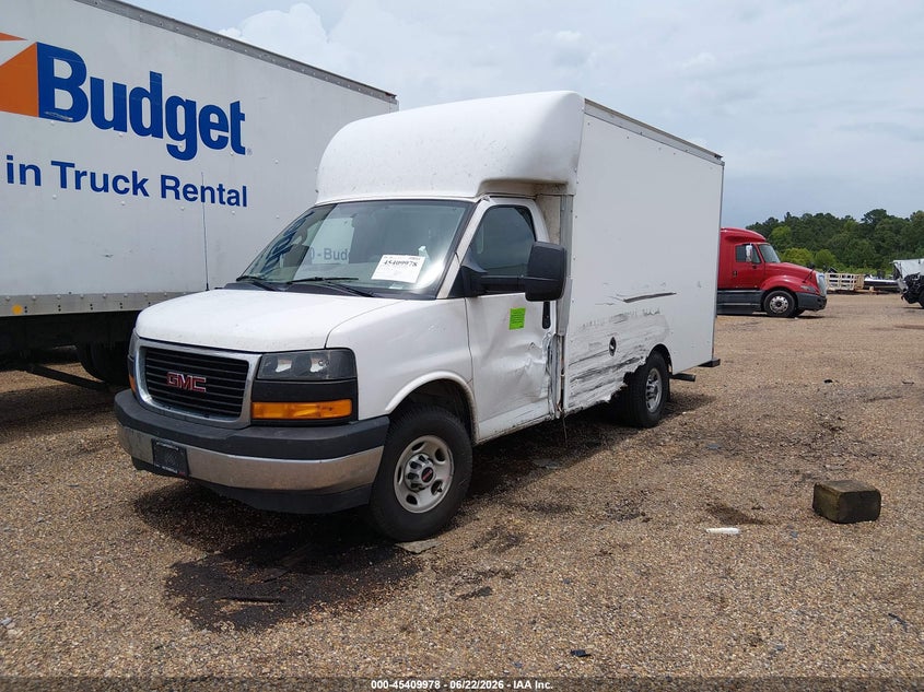 2022 GMC SAVANA CUTAWAY WORK VAN N/A N/A