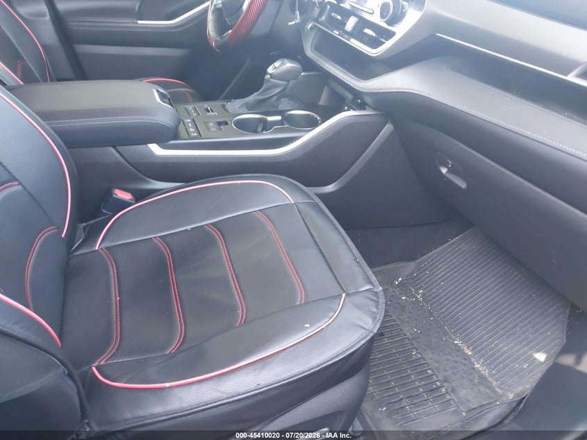 2021 TOYOTA HIGHLANDER auction photo 5