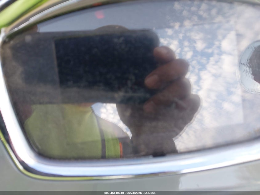 2020 VESPA GTS 300 SUPER auction photo 7