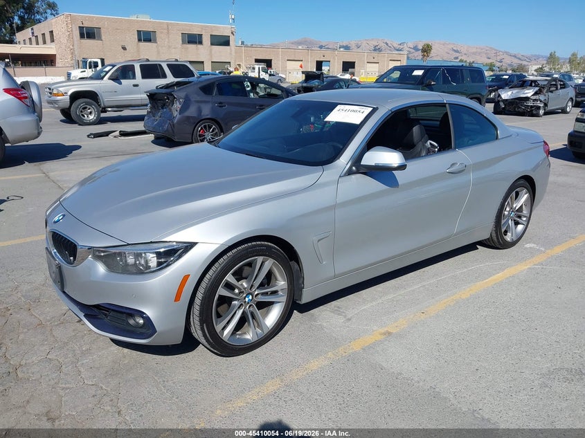 VIN WBA4Z1C50JEC70905 2018 BMW 430I