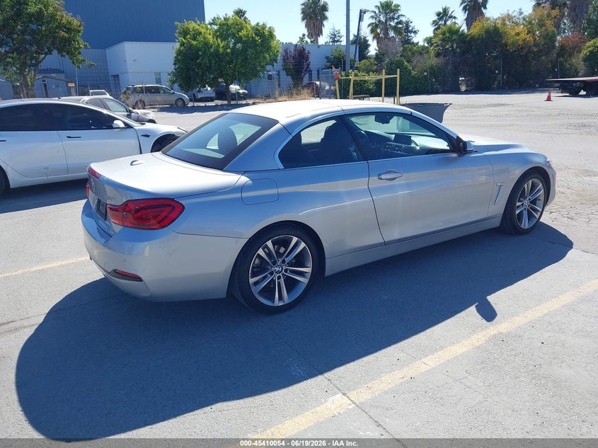 VIN WBA4Z1C50JEC70905 2018 BMW 430I