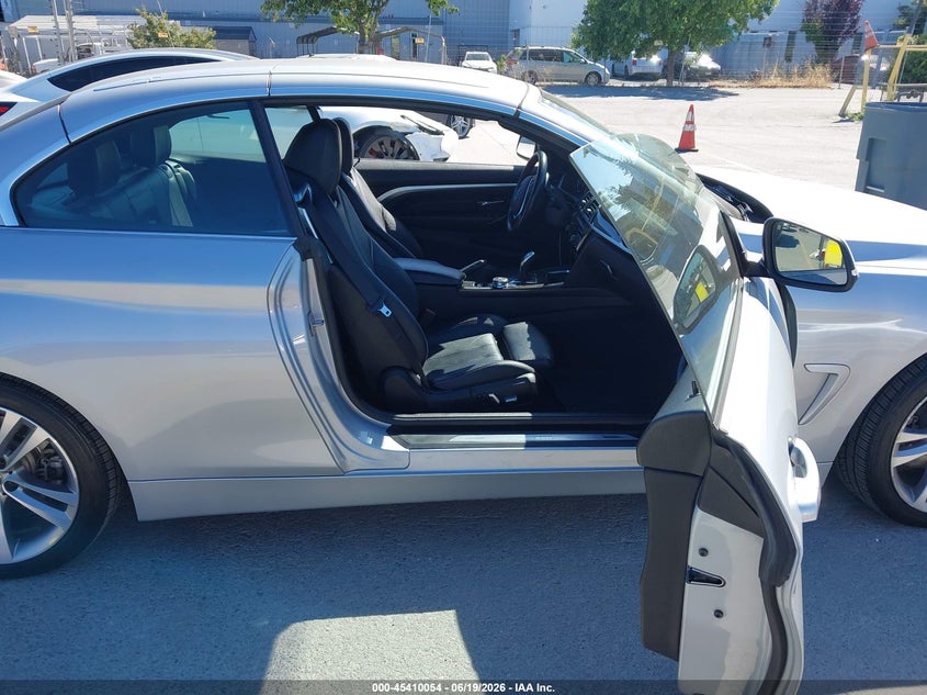 VIN WBA4Z1C50JEC70905 2018 BMW 430I