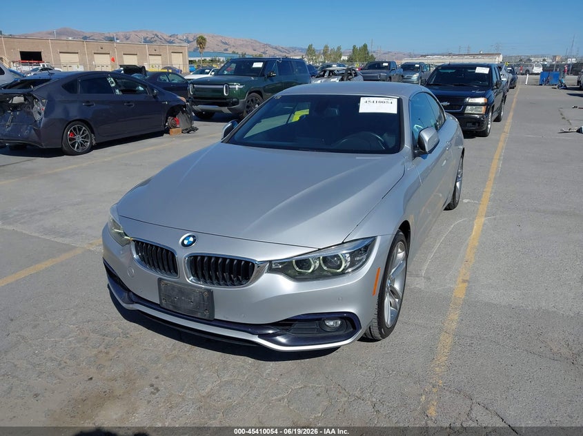 VIN WBA4Z1C50JEC70905 2018 BMW 430I
