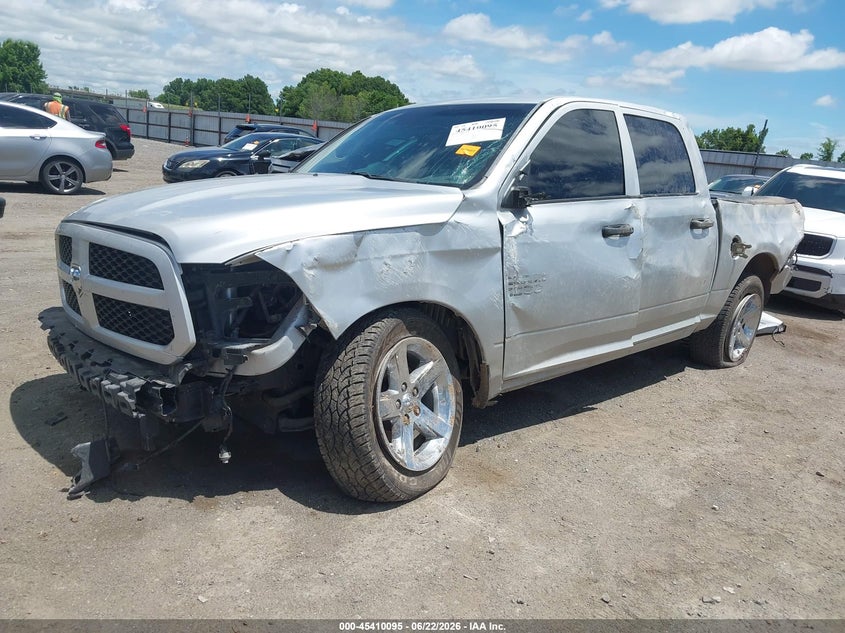 Vin: 1c6rr7kgxhs850810, lot: 45908117, ram 1500 express  4x4 5'7 box 20172