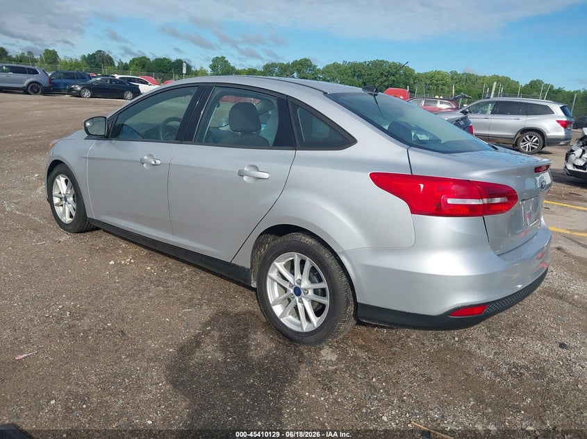 Vin: 1fadp3f28fl254575, lot: 45908151, ford focus se 20153