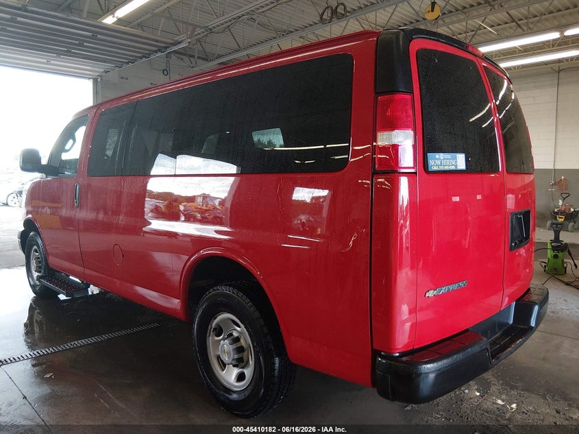Vin: 1gawgefpxp1105827, lot: 45908204, chevrolet express passenger rwd 2500 regular wheelbase ls 20233