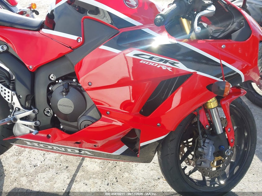 2017 Honda Cbr600 Rr VIN: JH2PC40H3HK300044 Lot: 45410211